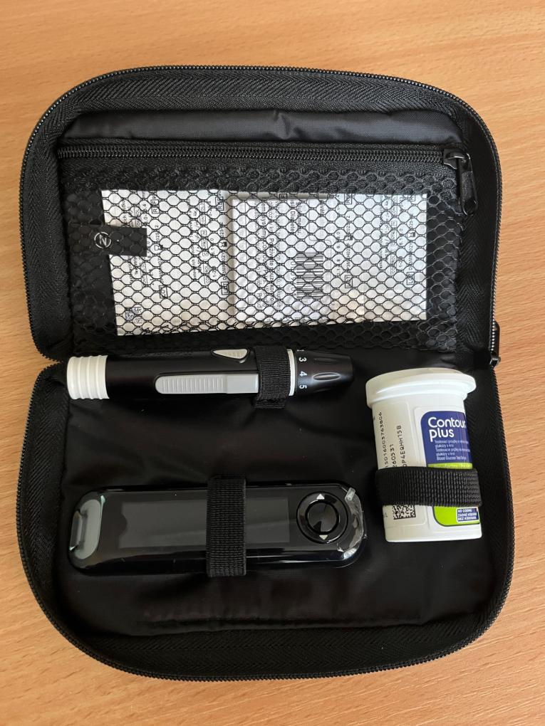 pouzdro s glukometrem